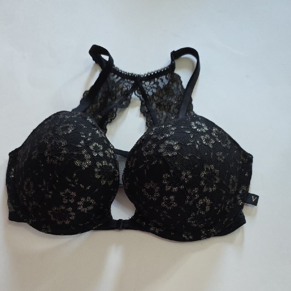 Victoria's Secret Black Lace Bra with Floral Pattern